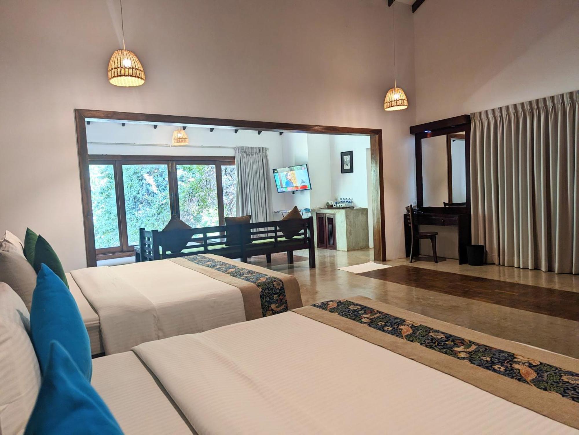 Pinthaliya Resort Sigiriya Exteriör bild