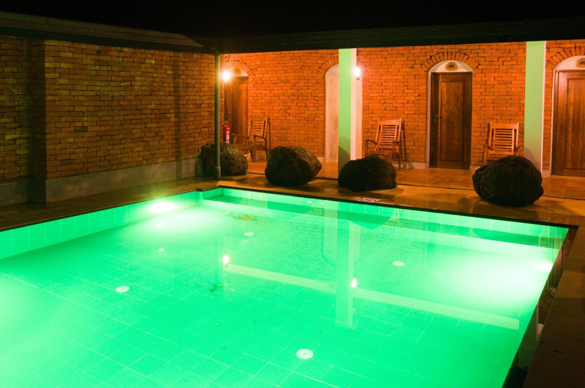 Pinthaliya Resort Sigiriya Exteriör bild