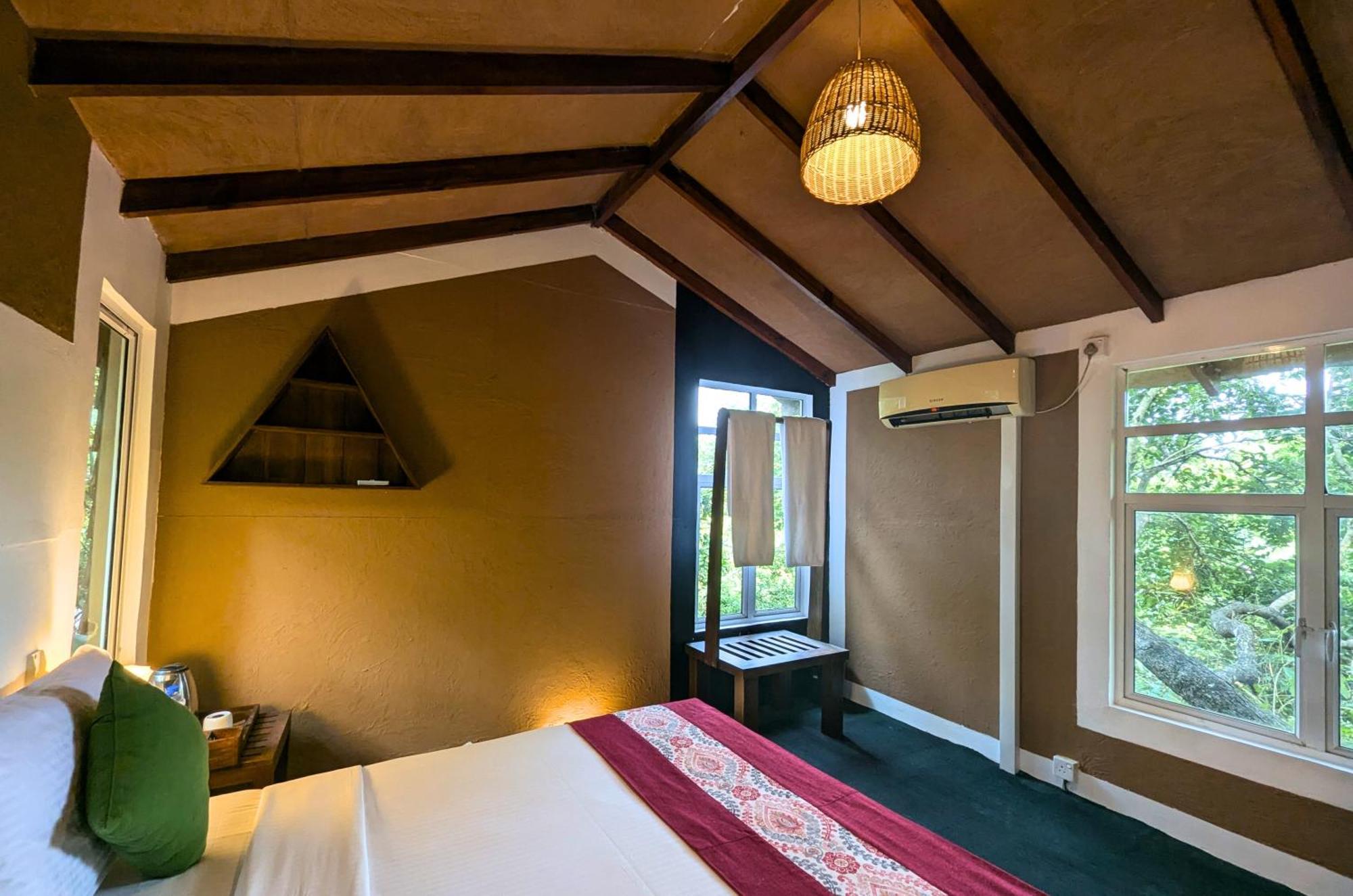 Pinthaliya Resort Sigiriya Exteriör bild